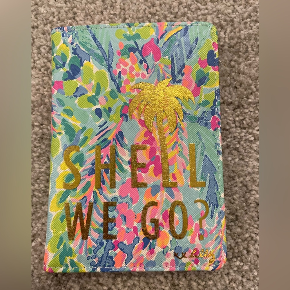 Lilly Pulitzer Raz Berry Flamingoals Passport Holder Card Case